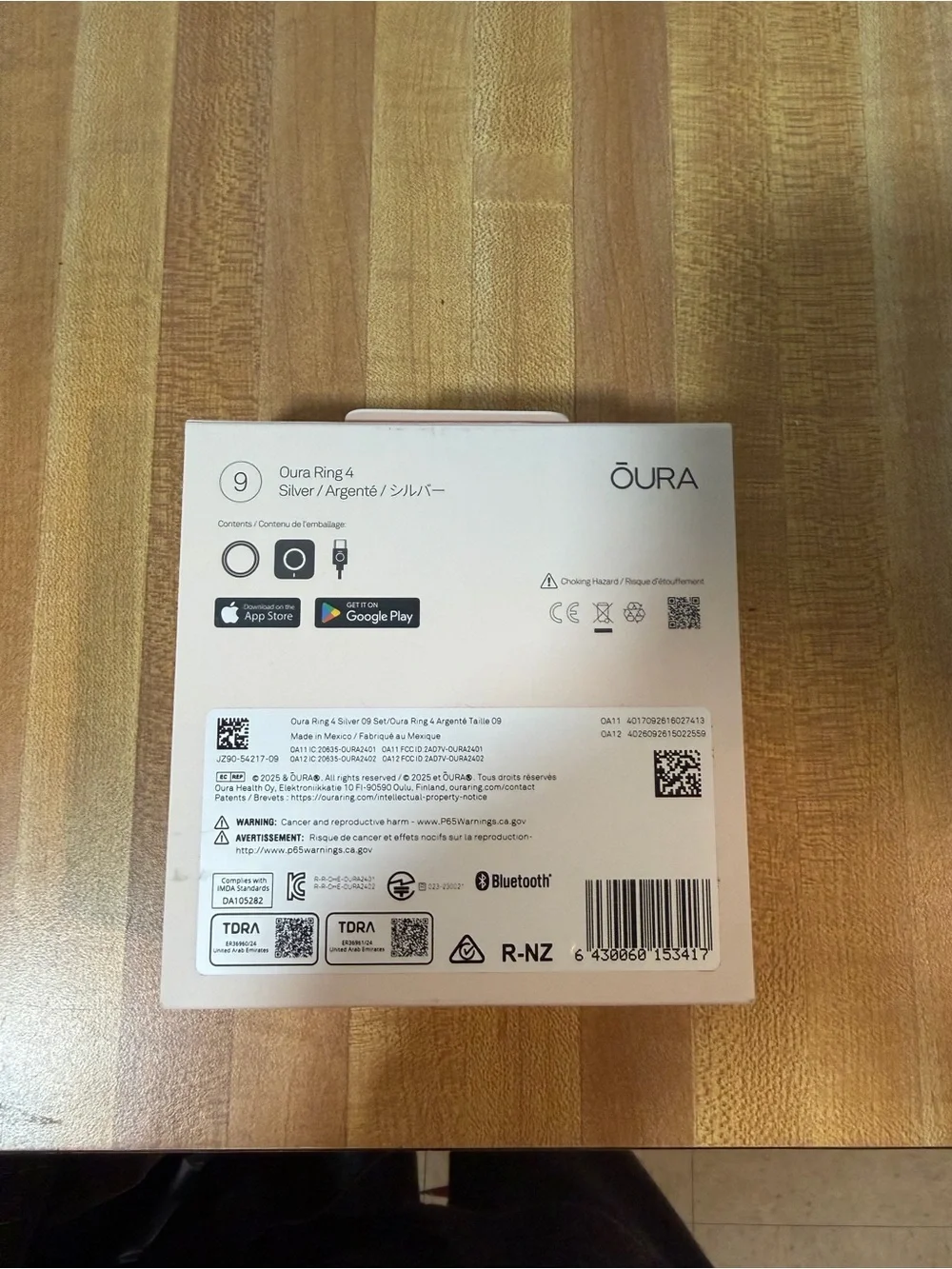 BRAND NEW Oura Ring 4 Smart Ring in Silver - SIZE 9